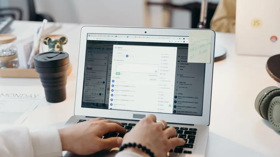 Claude Duet Briefs You Before Your First Click